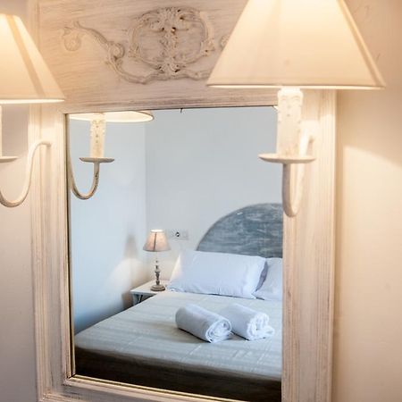 Hostal Bon Sol San Ferrán de ses Roques Pokoj fotografie