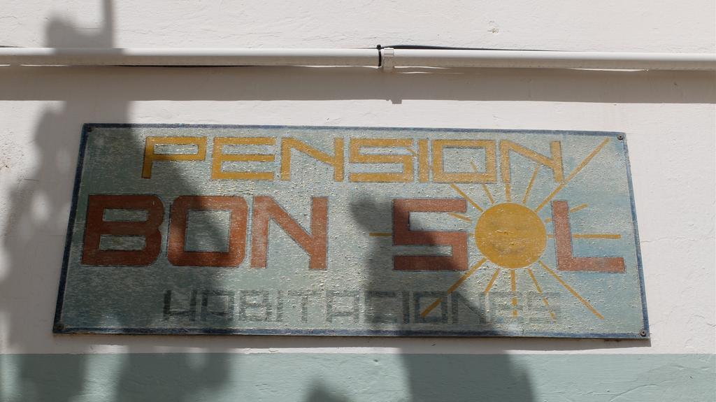 Hostal Bon Sol San Ferrán de ses Roques Exteriér fotografie